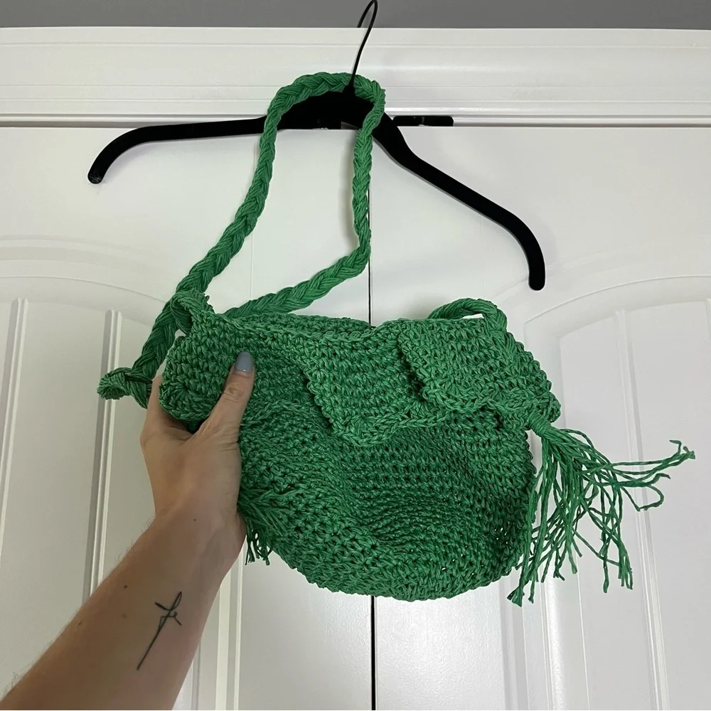 Rhode x Target Straw Crochet Bucket Bag Green Beach Tropical Vacation